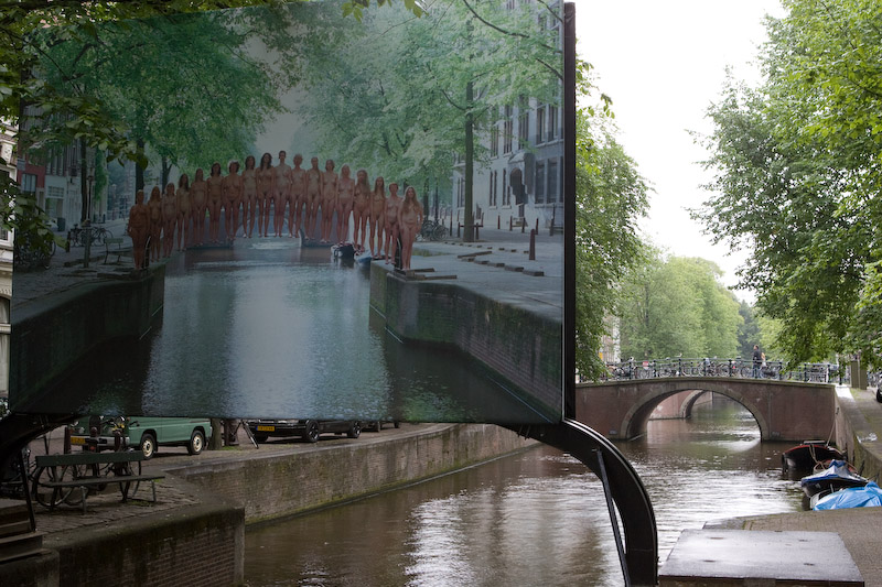 Spencer Tunick was recently in Amsterdam to do one of his large naked people shoots